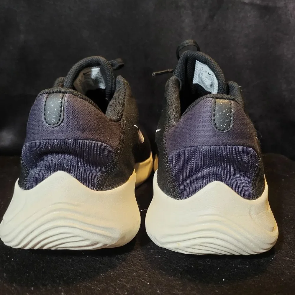 Nike men's 12